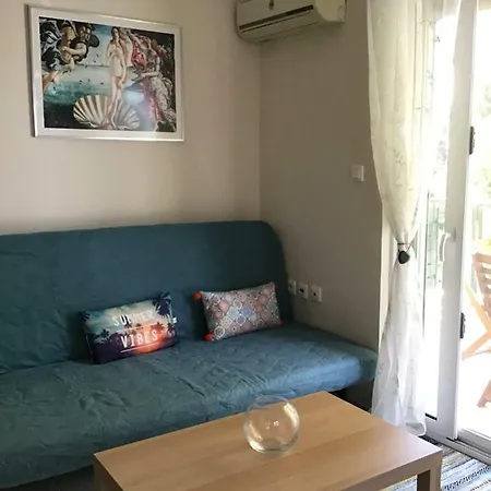 Ourania's Apartman *
